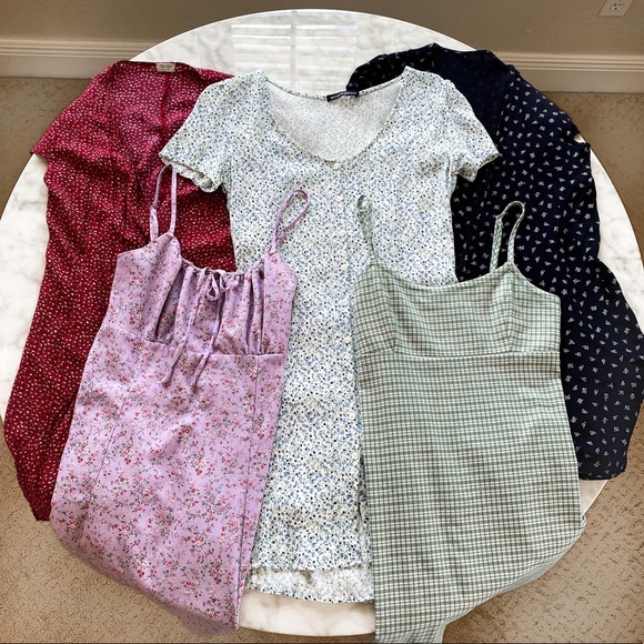 BRANDY MELVILLE DRESS ROBBIE COLLEEN LARA JENNIFER - Picture 1 of 1